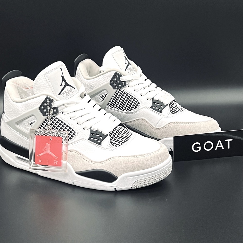 Jordan 4 Retro Military Black